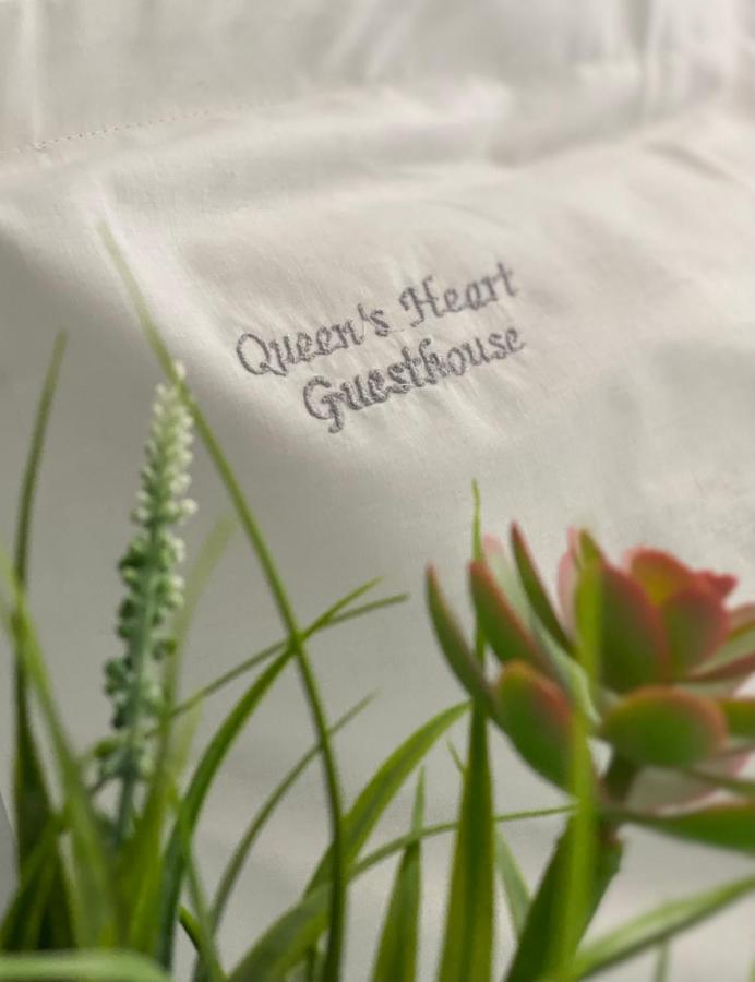 Queen'S Heart Guesthouse บราน ภายนอก รูปภาพ